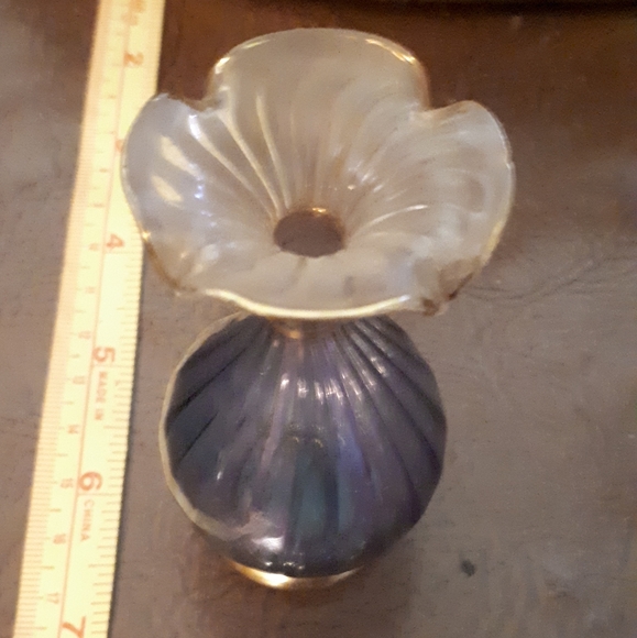 Handmade vintage glass bottles - Picture 6 of 7